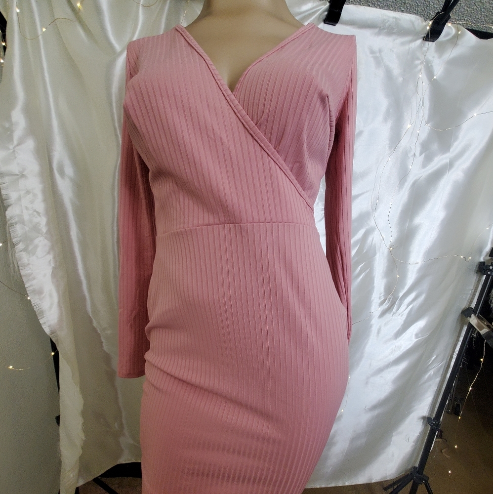 Ribbed pink bodycon